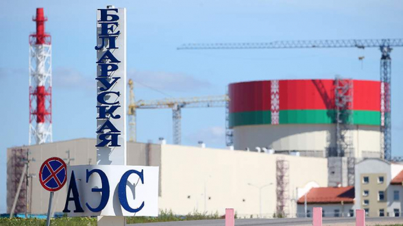 Лукашенко запросил компенсацию от РФ за смещение срока строительства БелАЭС